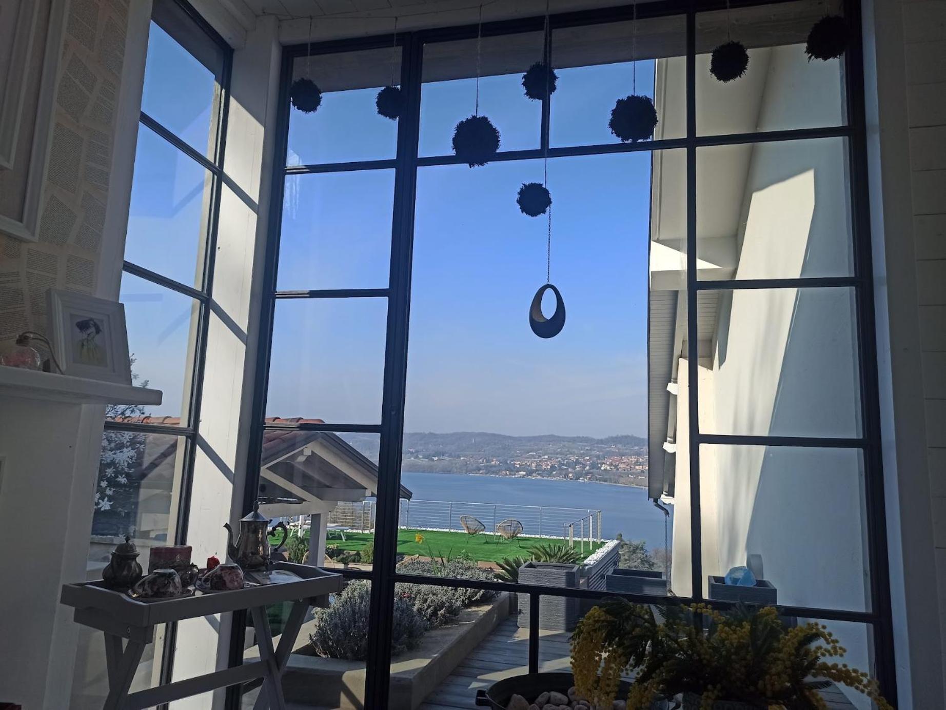 ויורונה The Lake House מראה חיצוני תמונה